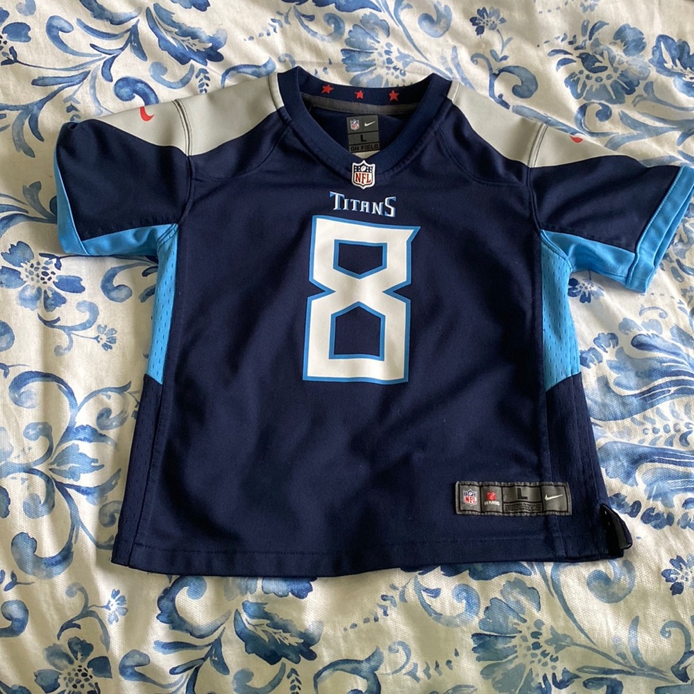 Tennesse Titans jersey never worn